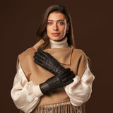 Donatella (black) – Luxurious Italian peccary leather gloves with cashmere lining - Fratelli Orsini - Luxury Leather Gloves - Handmade in Italy - 8