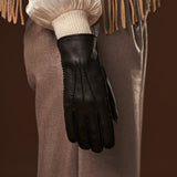 Donatella (black) – Luxurious Italian peccary leather gloves with cashmere lining - Fratelli Orsini - Luxury Leather Gloves - Handmade in Italy - 7
