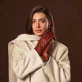 Emilia (brown) - classic Italian lambskin leather gloves with cashmere lining and checkered pattern - Fratelli Orsini - Luxury Leather Gloves - Handmade in Italy - 8