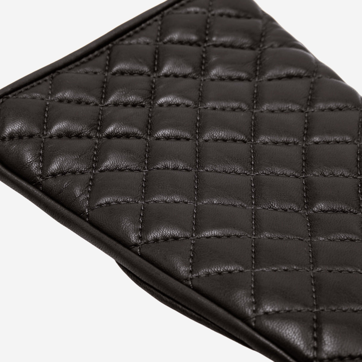 Emilia (black) - classic Italian lambskin leather gloves with cashmere lining and checkered pattern - Fratelli Orsini - Luxury Leather Gloves - Handmade in Italy - 4