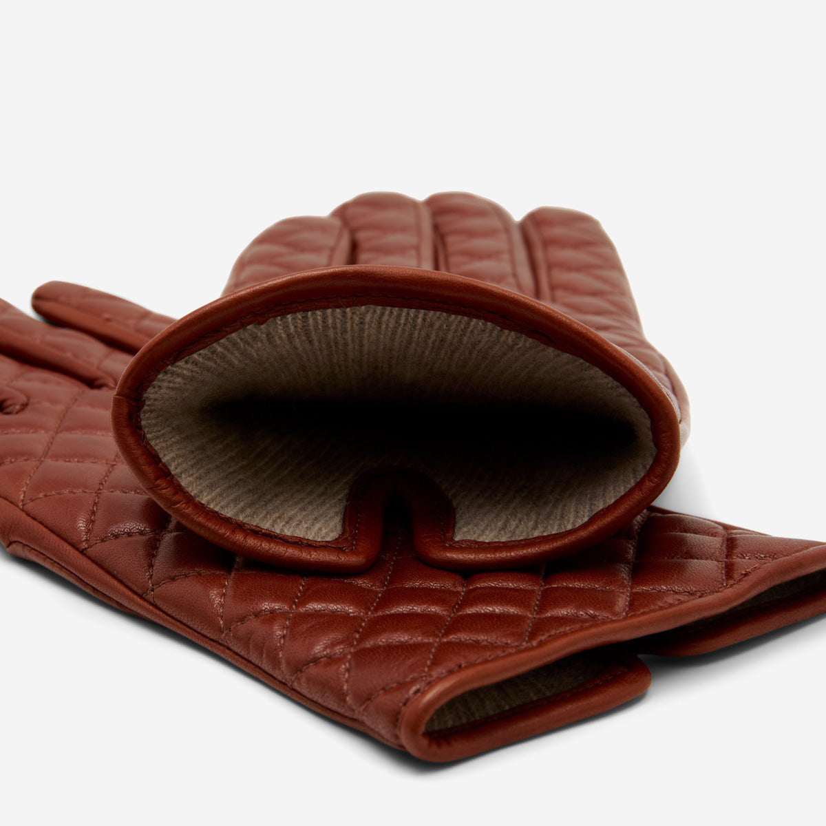 Emilia (brown) - classic Italian lambskin leather gloves with cashmere lining and checkered pattern - Fratelli Orsini - Luxury Leather Gloves - Handmade in Italy - 3