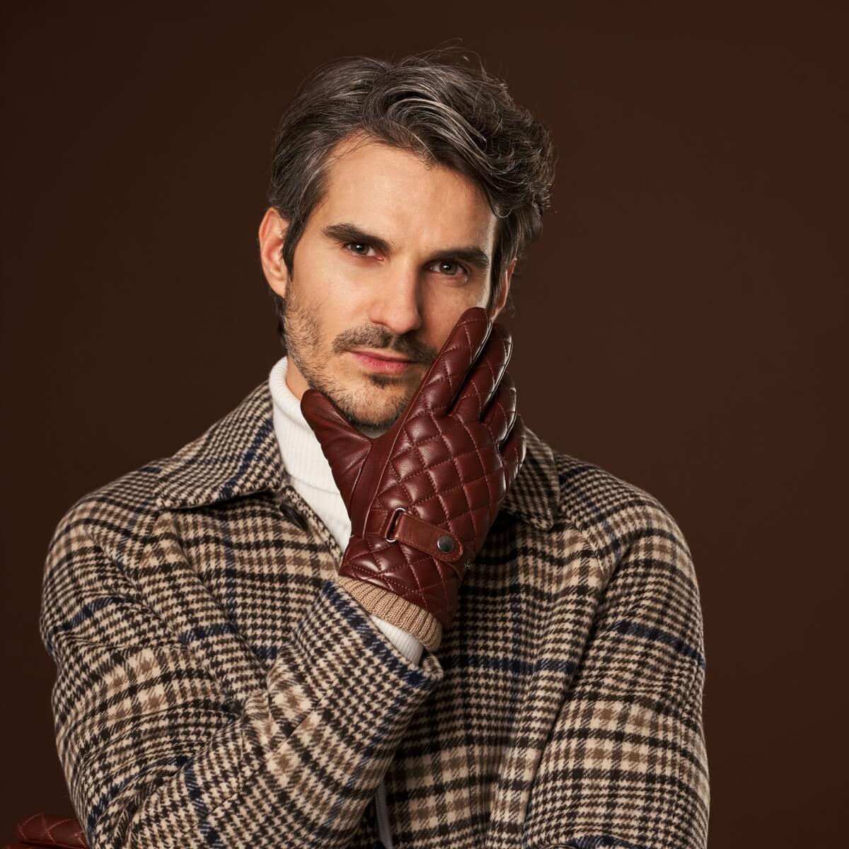 Luca (brown) - Italian lambskin leather gloves with cashmere lining and checkered pattern - Fratelli Orsini - Luxury Leather Gloves - Handmade in Italy - 9