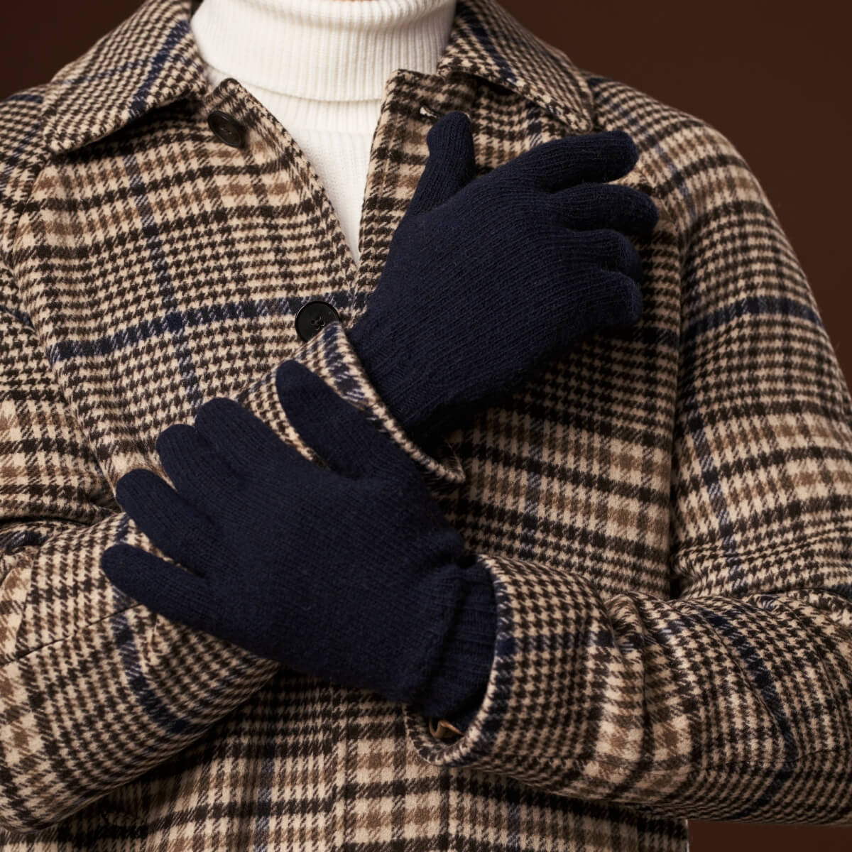 Luciano (dark blue) - Handmade Italian knitted wool gloves with luxurious cashmere lining - Fratelli Orsini - Luxury Leather Gloves - Handmade in Italy - 7