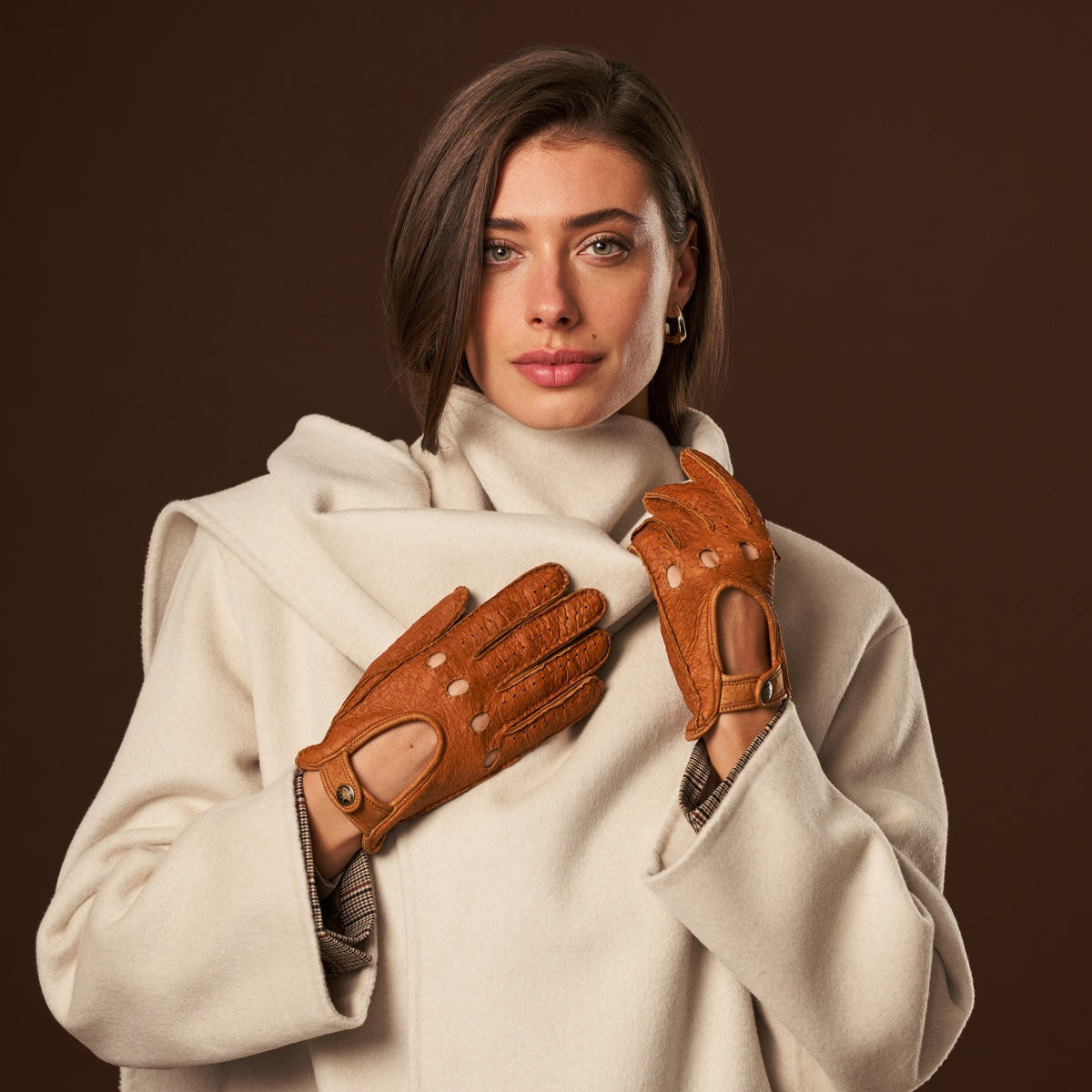 Raffaella (brown) – Luxurious Italian peccary driving gloves - Fratelli Orsini - Luxury Leather Gloves - Handmade in Italy - 4