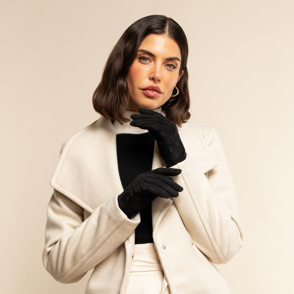 Silvia (black) - suede leather gloves with luxurious cashmere lining - Fratelli Orsini - Luxury Leather Gloves - Handmade in Italy - 9