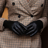 Bella (black) - Italian lambskin leather gloves with lambswool lining & touchscreen feature - Fratelli Orsini - Luxury Leather Gloves - Handmade in Italy - 8