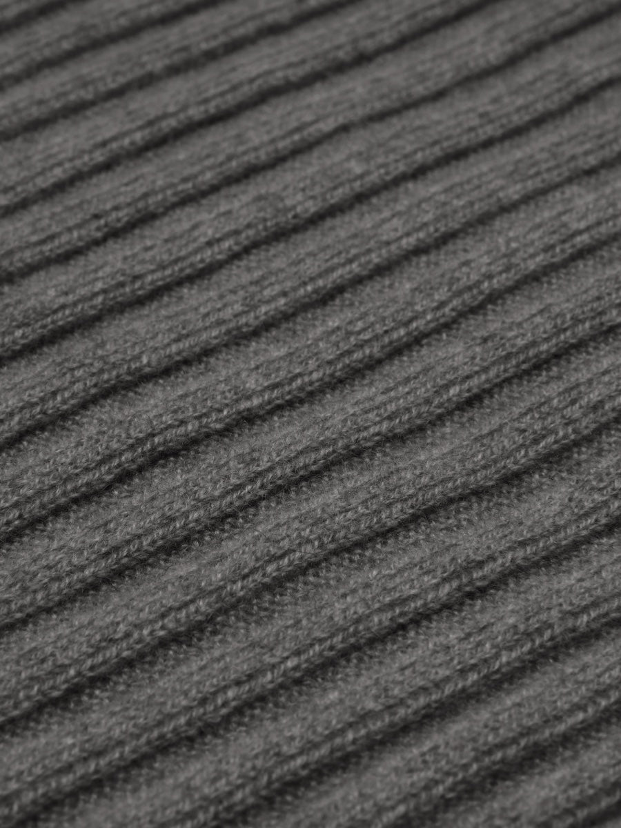 Napoli (dark grey) - 100% cashmere ribbed scarf (unisex) - Fratelli Orsini - Luxury Cashmere Scarf - Handmade in Italy - 2