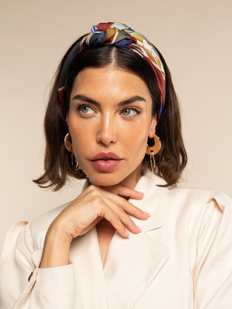 Fiorella (red/blue) - soft and lightweight Italian foulard from pure silk - Fratelli Orsini - Luxury Italian Scarf - Handmade in Italy - 10