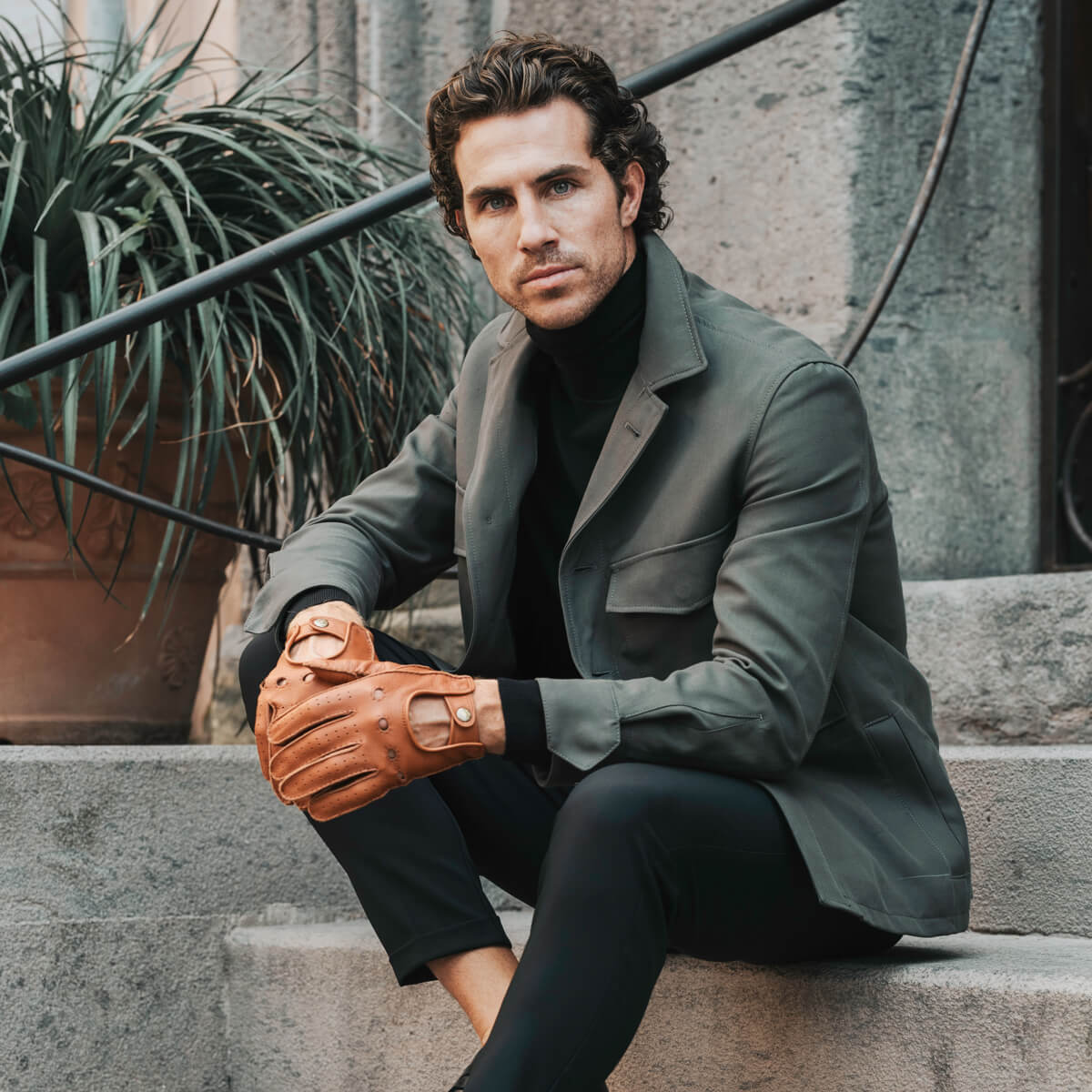 Leonardo (brown) - Italian driving gloves made of American deerskin leather- Fratelli Orsini - Luxury Driving Gloves - Handmade in Italy - 4