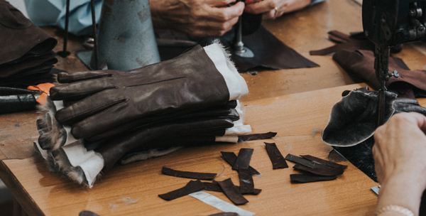 Choosing the Right Leather Gloves: A Comprehensive Guide