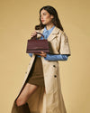Federica (aubergine) - Sac bandoulière en cuir de veau italien pour femme (avec bandoulière)
