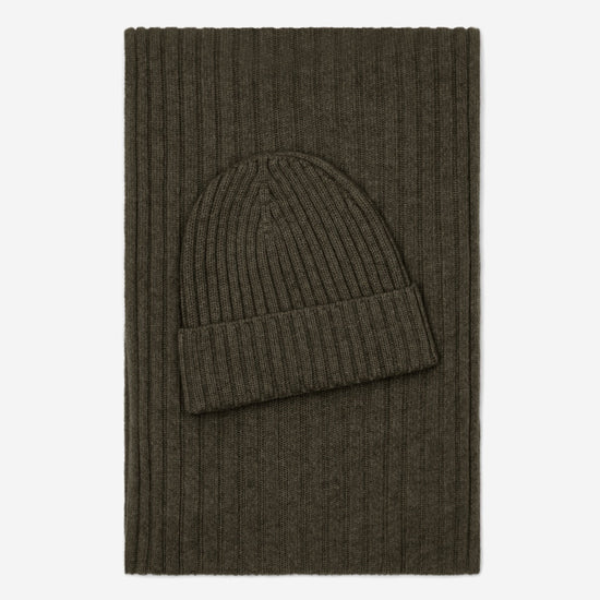 Milano (dark green) - 100% cashmere ribbed beanie (unisex)- Fratelli Orsini - Luxury Beanie - Handmade in Italy -  4