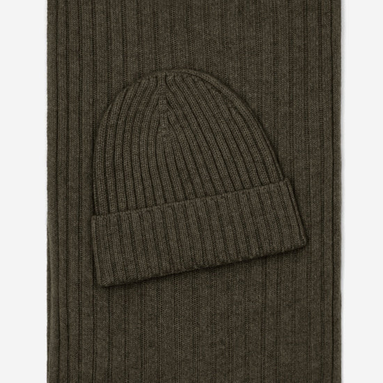 Napoli (dark green) - 100% cashmere ribbed scarf (unisex) - Fratelli Orsini - Luxury Cashmere Scarf - Handmade in Italy - 4
