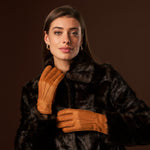 Donatella (brown) – Luxurious Italian peccary leather gloves with cashmere lining - Fratelli Orsini - Luxury Leather Gloves - Handmade in Italy - 8