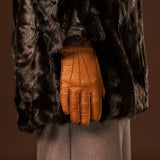 Donatella (brown) – Luxurious Italian peccary leather gloves with cashmere lining - Fratelli Orsini - Luxury Leather Gloves - Handmade in Italy - 10