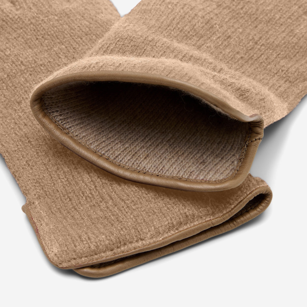 Florentina (sand) - Handmade Italian knitted wool gloves with luxurious cashmere lining - Fratelli Orsini - Luxury Leather Gloves - Handmade in Italy - 2