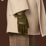 Isabella (green) - Italian lambskin leather gloves with luxurious cashmere lining - Fratelli Orsini - Luxury Leather Gloves - Handmade in Italy - 5