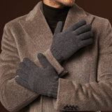Luciano (grey) - Handmade Italian knitted wool gloves with luxurious cashmere lining - Fratelli Orsini - Luxury Wool Gloves - Handmade in Italy - 7
