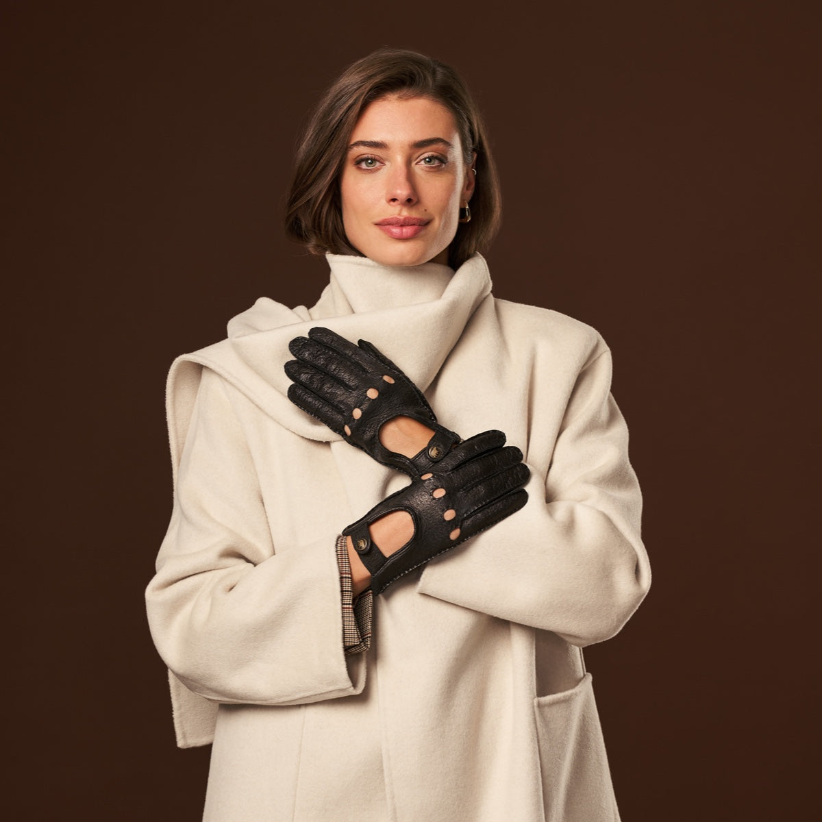 Raffaella (black) – Luxurious Italian peccary driving gloves - Fratelli Orsini - Luxury Leather Gloves - Handmade in Italy - 4