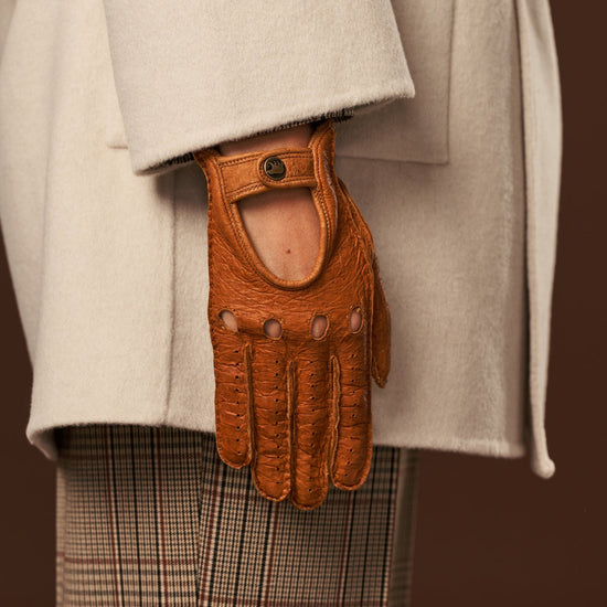 Raffaella (brown) – Luxurious Italian peccary driving gloves - Fratelli Orsini - Luxury Leather Gloves - Handmade in Italy - 6