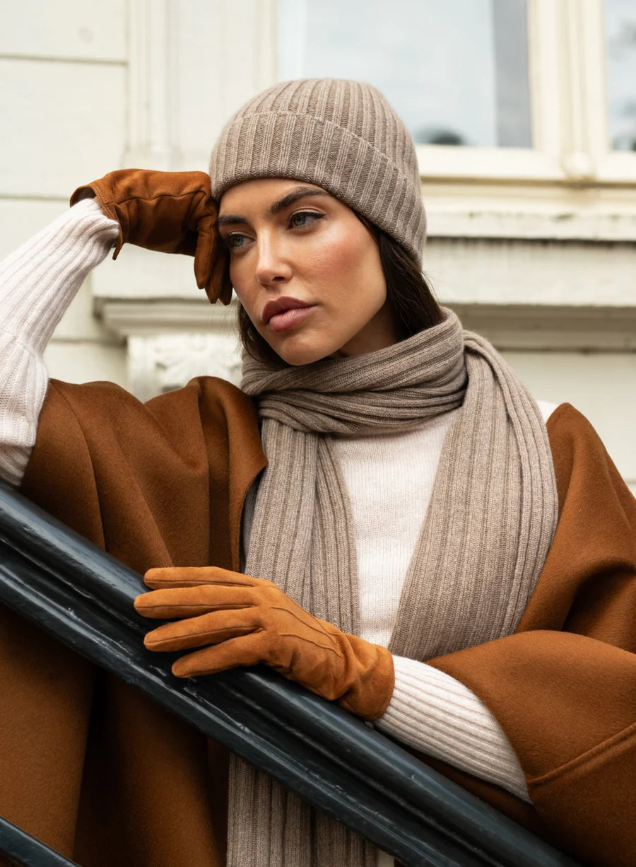 Women's Scarves & Shawls