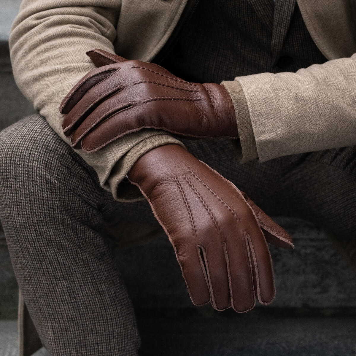Diego - Italian gloves made of American deerskin leather with rabbit fur lining - Fratelli Orsini - Luxury Leather Gloves - Handmade in Italy - 7