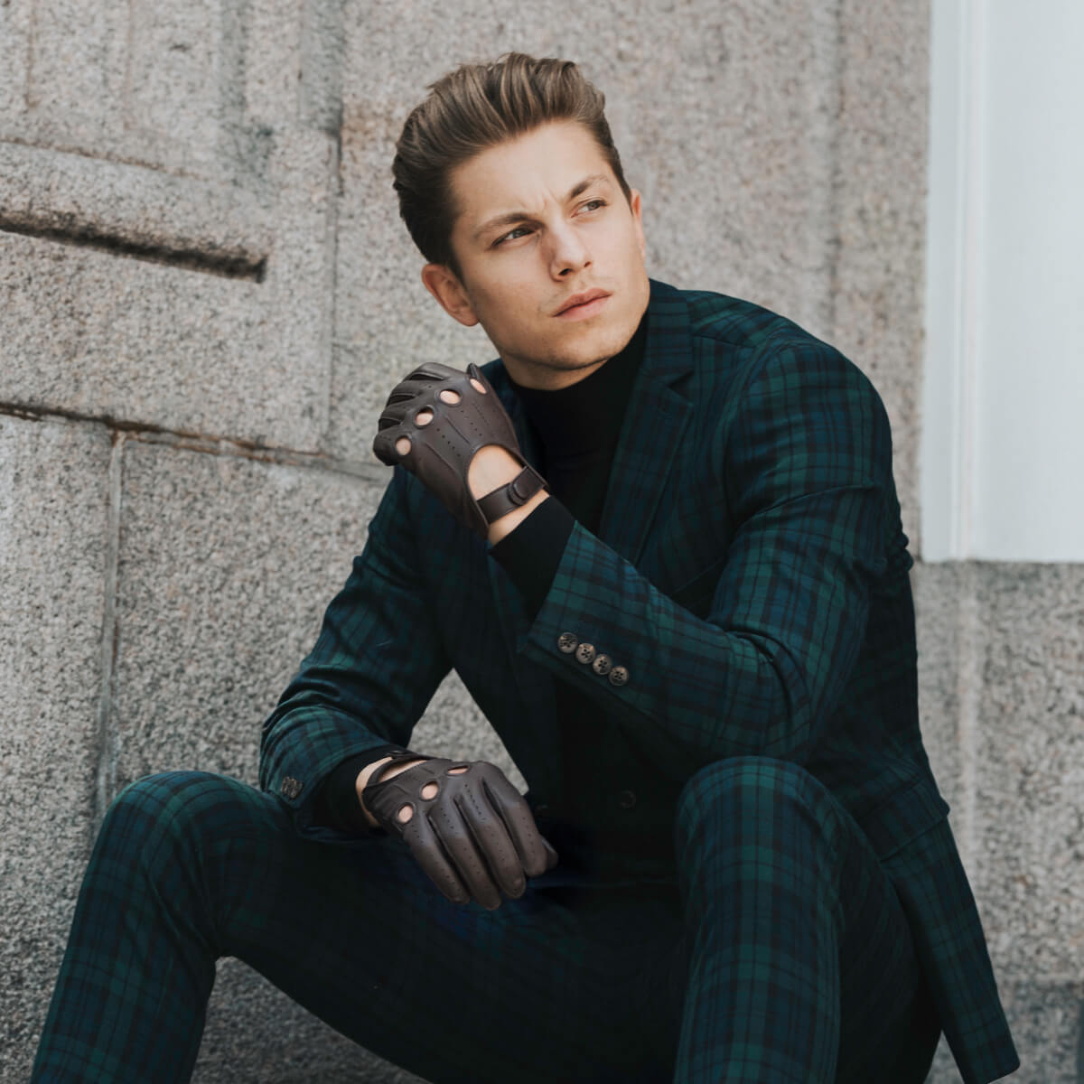 Mario (dark brown) - Italian lambskin leather driving gloves - Fratelli Orsini - Luxury Driving Gloves - Handmade in Italy - 3