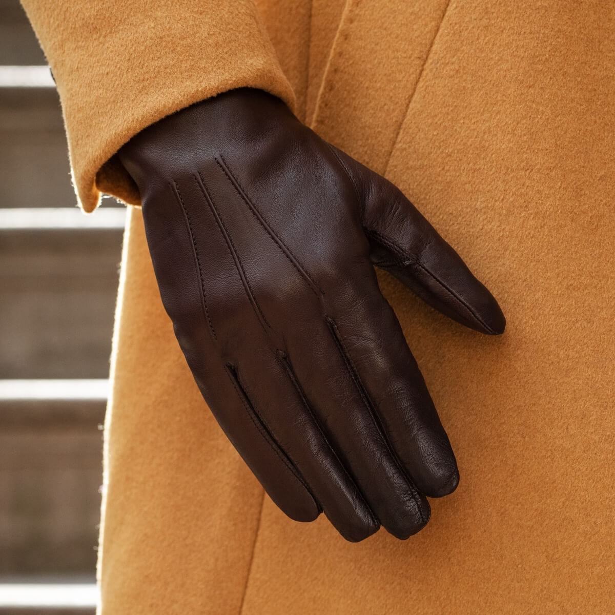 Marco (brown) - Italian lambskin leather gloves with brown rabbit fur lining - Fratelli Orsini - Luxury Leather Gloves - Handmade in Italy - 9