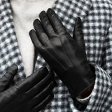 Francesca (black) - Italian lambskin leather gloves with white fur lining