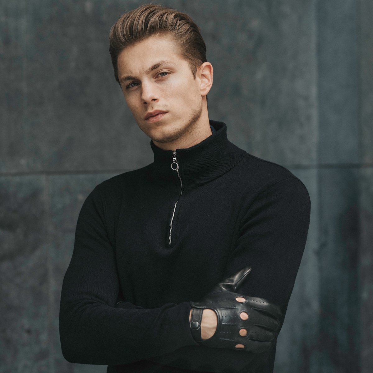 Mario (black) - Italian lambskin leather driving gloves & touchscreen feature - Fratelli Orsini - Luxury Driving Gloves - Handmade in Italy - 9
