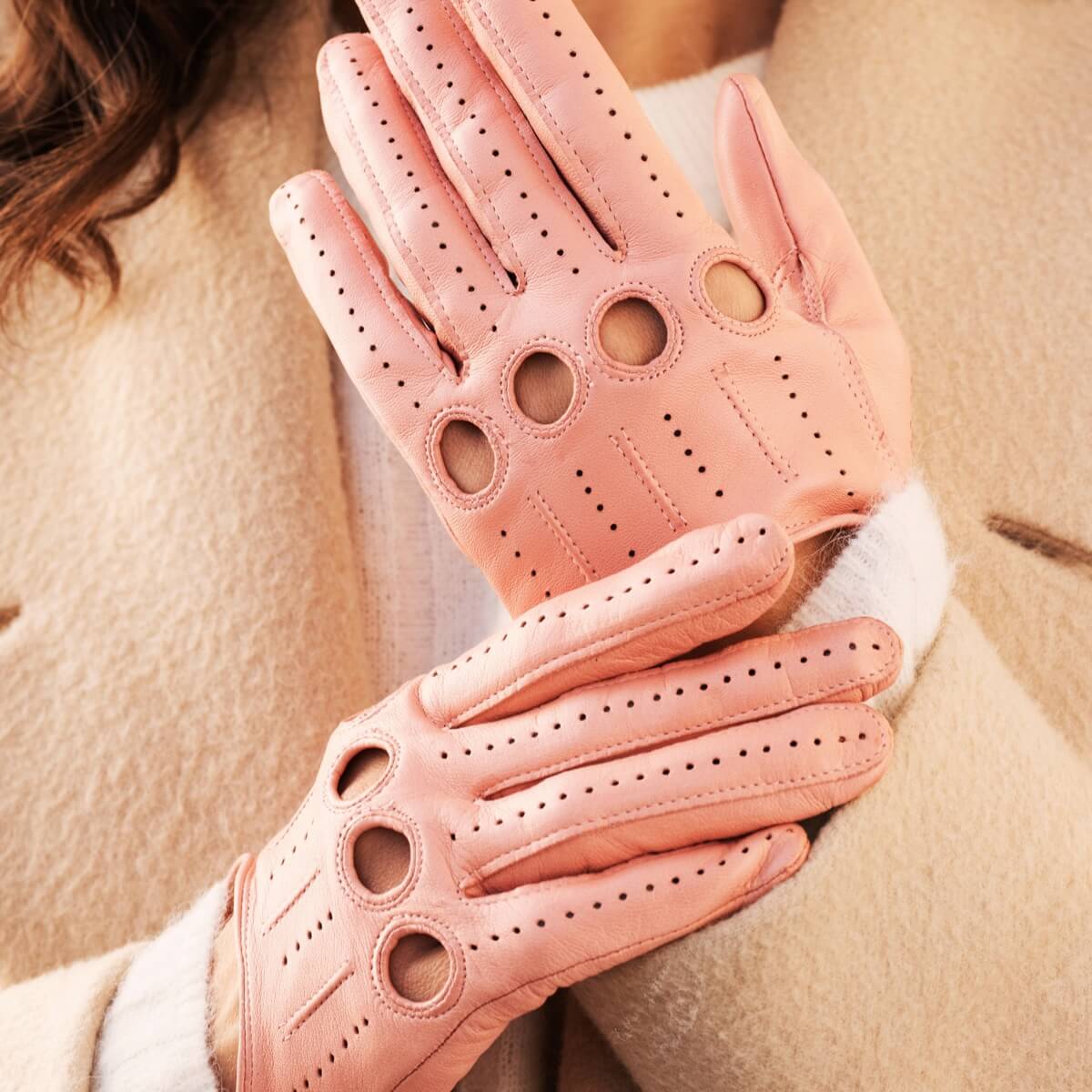 Alessa (pink) - classic Italian lambskin leather driving gloves - Fratelli Orsini - Luxury Leather Gloves - Handmade in Italy - 5