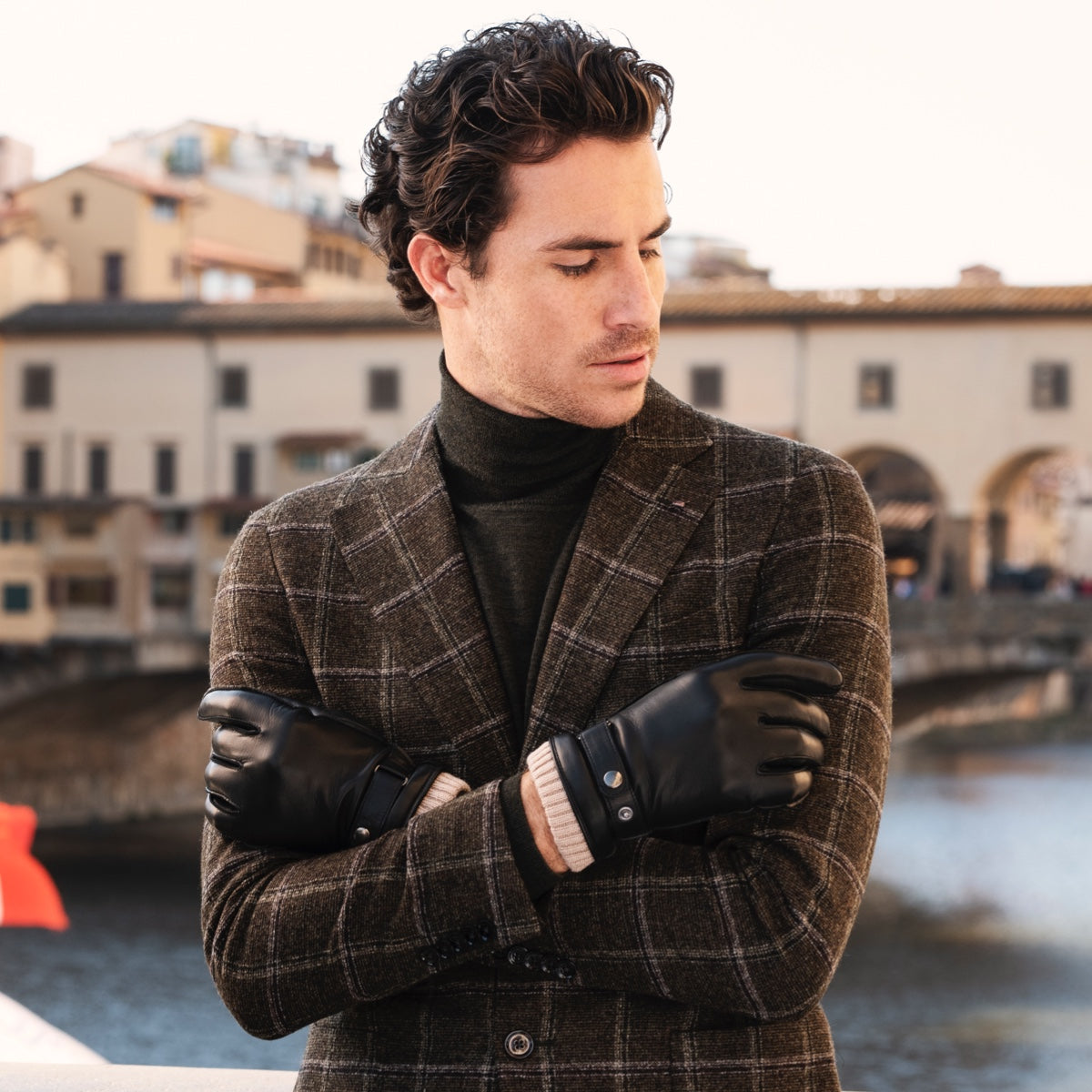 Alonzo (black) - Italian lambskin leather gloves with cashmere lining & touchscreen feature Fratelli Orsini - Luxury Leather Gloves - Handmade in Italy - 9