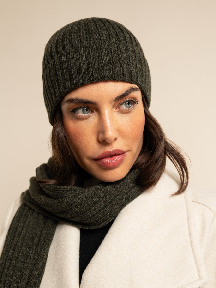 Milano (dark green) - 100% cashmere ribbed beanie (unisex)- Fratelli Orsini - Luxury Beanie - Handmade in Italy - 6