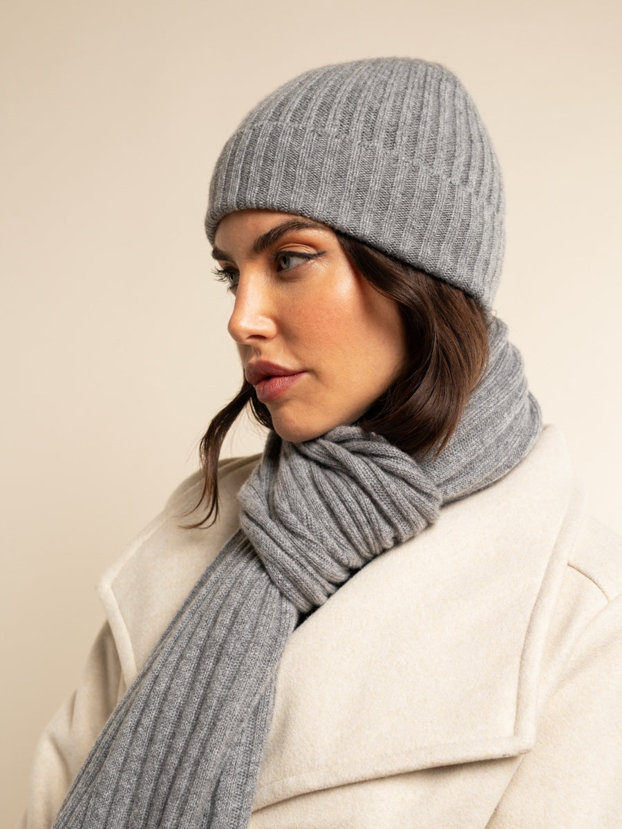 Milano (light grey) - 100% cashmere ribbed beanie (unisex)- Fratelli Orsini - Luxury Beanie - Handmade in Italy -  10