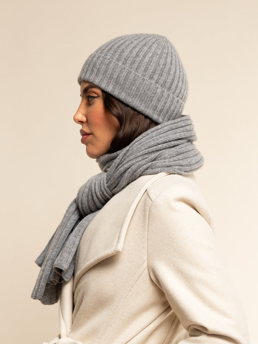 Milano (light grey) - 100% cashmere ribbed beanie (unisex)- Fratelli Orsini - Luxury Beanie - Handmade in Italy -  14