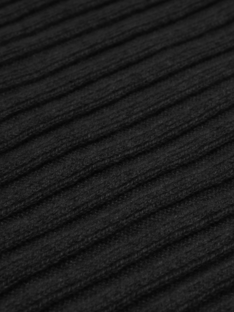 Napoli (black) - 100% cashmere ribbed scarf (unisex)  - Fratelli Orsini - Luxury Cashmere Scarf - Handmade in Italy - 2