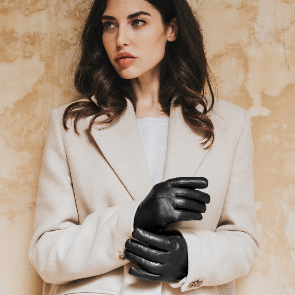 Francesca (black) - Italian lambskin leather gloves with white rabbit fur lining - Fratelli Orsini - Luxury Leather Gloves - Handmade in Italy - 10