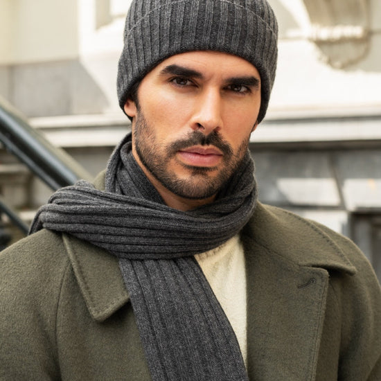 Milano (dark grey) - 100% cashmere ribbed beanie (unisex) - Fratelli Orsini - Luxury Beanie - Handmade in Italy -   5