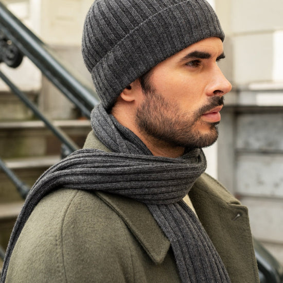 Milano (dark grey) - 100% cashmere ribbed beanie (unisex) - Fratelli Orsini - Luxury Beanie - Handmade in Italy -   8