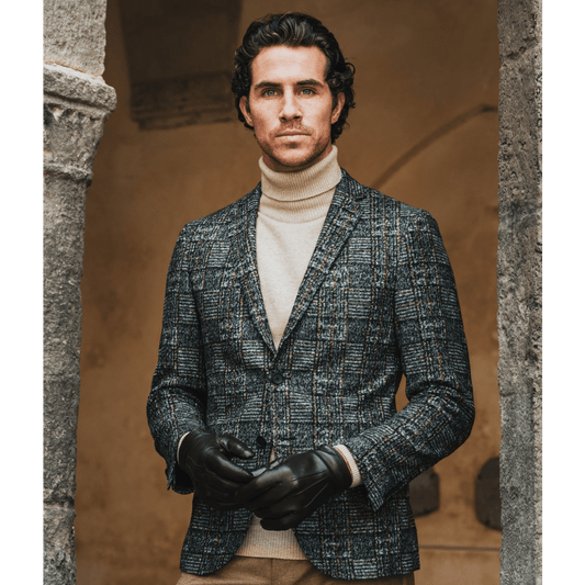 Giovanni (black) - classic Italian lambskin leather gloves with cashmere lining - Fratelli Orsini - Luxury Leather Gloves - Handmade in Italy - 5