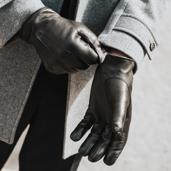 Marco (black) - Italian lambskin leather gloves with brown rabbit fur lining - Fratelli Orsini - Luxury Leather Gloves - Handmade in Italy - 9