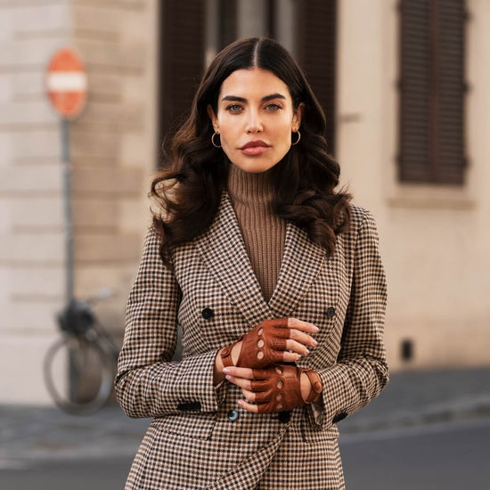 Rossana (cognac) - Italian fingerless lambskin leather driving gloves - Fratelli Orsini - Luxury Driving Gloves - Handmade in Italy - 5