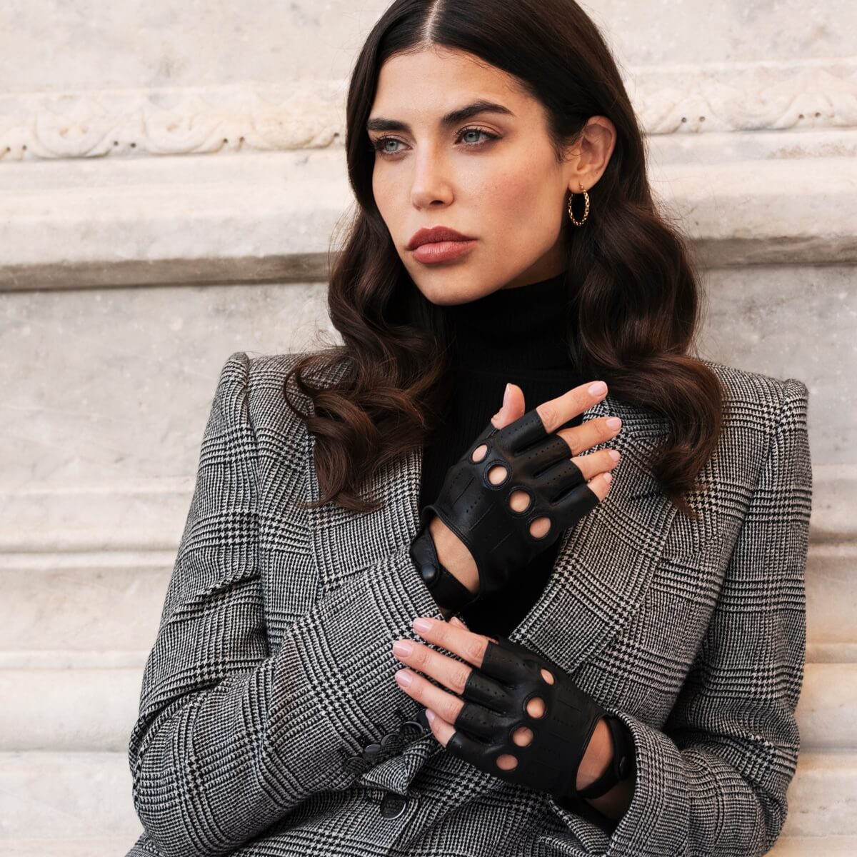 Rossana (black) - Italian fingerless lambskin leather driving gloves 
 - Fratelli Orsini - Luxury Leather Gloves - Handmade in Italy - 4