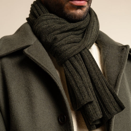 Napoli (dark green) - 100% cashmere ribbed scarf (unisex) - Fratelli Orsini - Luxury Cashmere Scarf - Handmade in Italy - 8