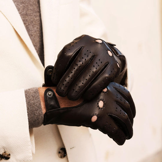 Umberto (brown) - Italian lambskin leather driving gloves & touchscreen feature - Fratelli Orsini - Luxury Driving Gloves - Handmade in Italy - 6